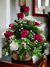 Load image into Gallery viewer, Fresh Floral Arranement $75