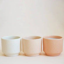 Load image into Gallery viewer, Parker Pot | Vanilla Speckle - 3&quot;
