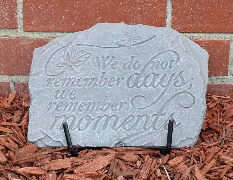 Sm. Days / Moments Plaque