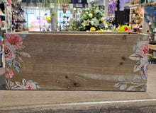 Load image into Gallery viewer, Wooden Floral Box - Large
