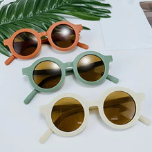 Load image into Gallery viewer, Children&#39;s Sunglasses

