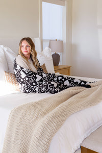 Pipermoon - Lots of Love Hug Blanket, Swaddle Blanket