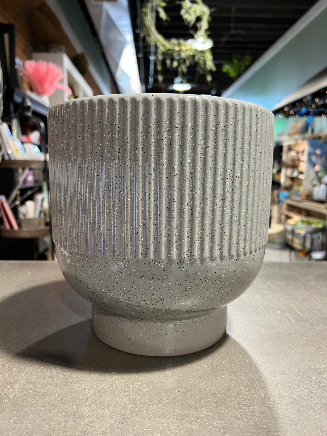 Gray Planter