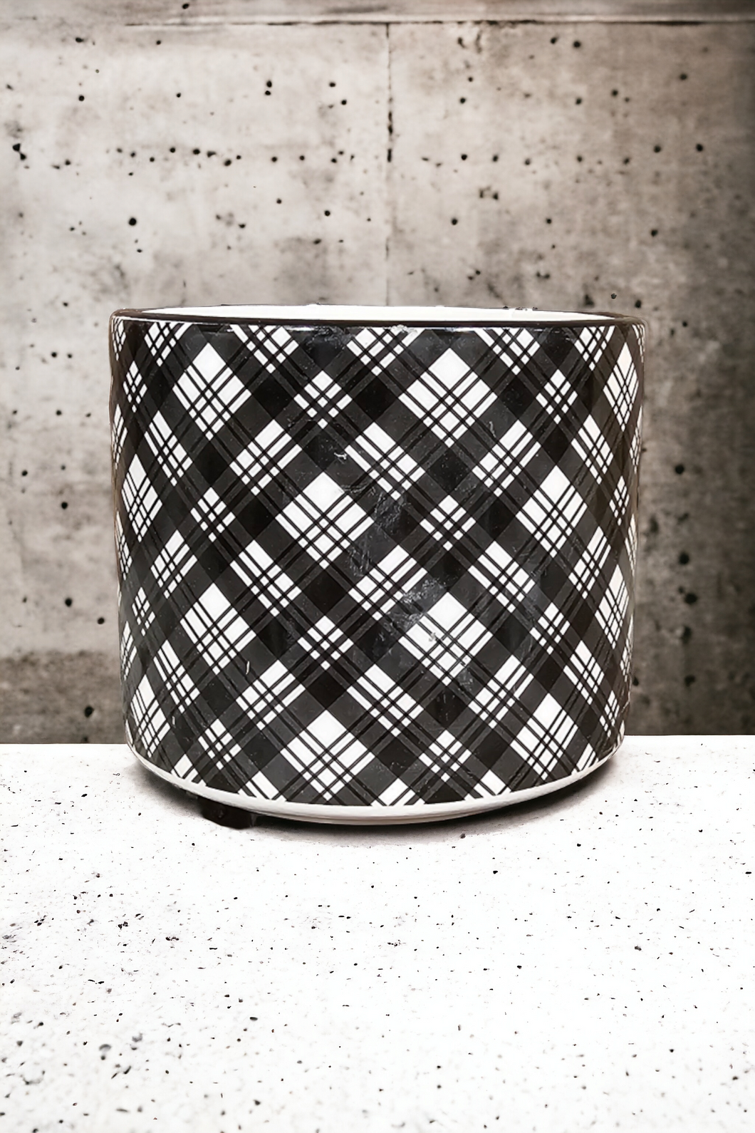 Black & White Plaid planter