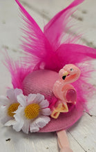 Load image into Gallery viewer, Desk Goose Hat
