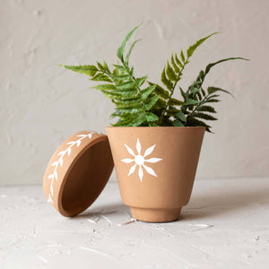 Floret Terracotta Planter w/Saucer