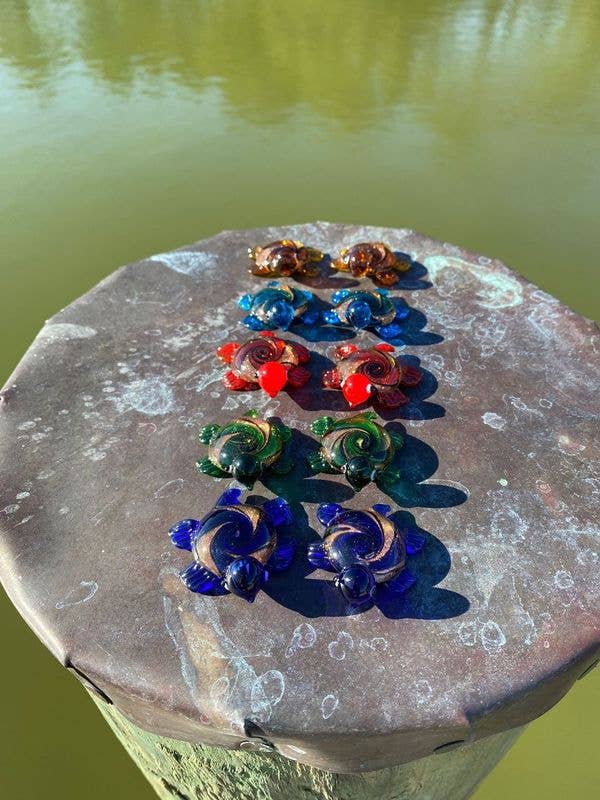 Glass Turtle Sitter Collectible